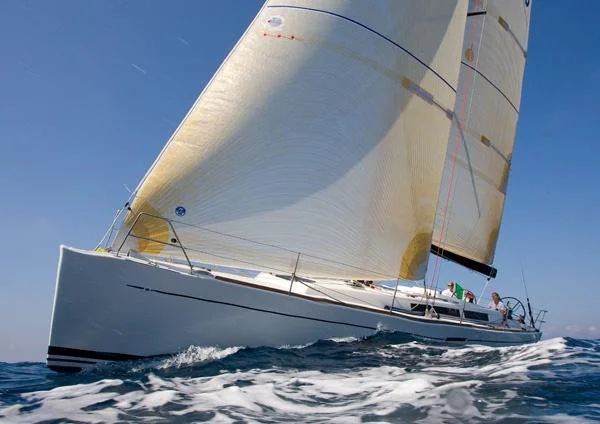 BoatPhoto.coverAlt