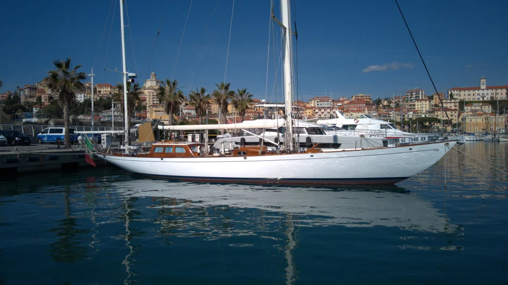 BoatPhoto.alt