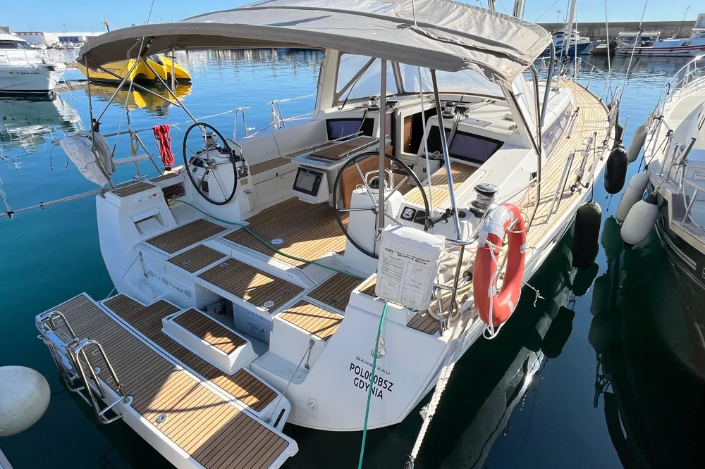 BoatPhoto.alt