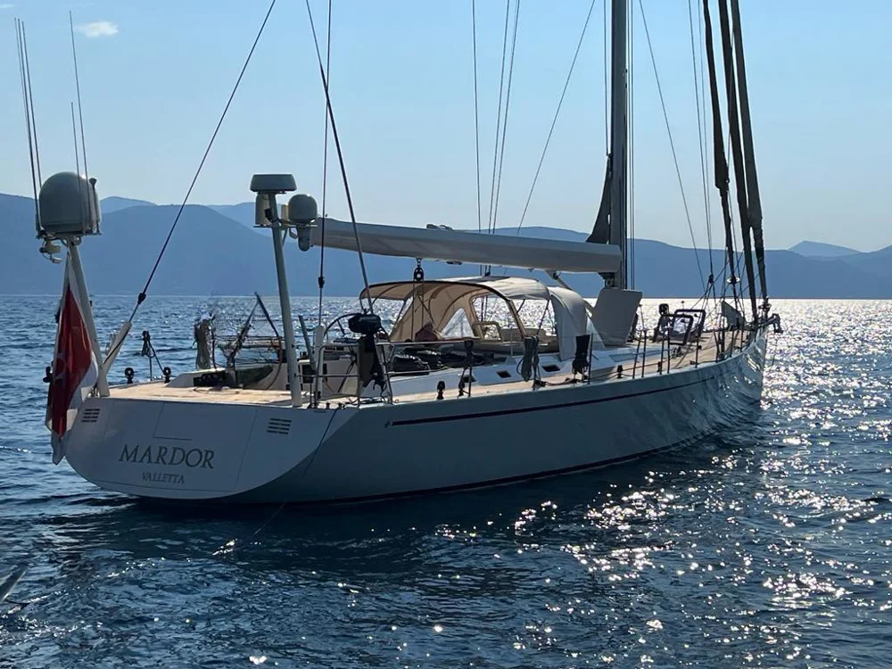 BoatPhoto.coverAlt