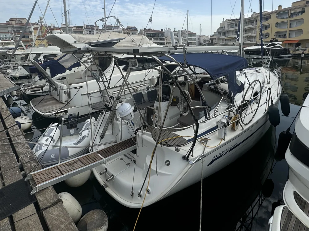 2007 Bavaria Cruiser 37 for sale in Palma, Spain, photo 2 of 5