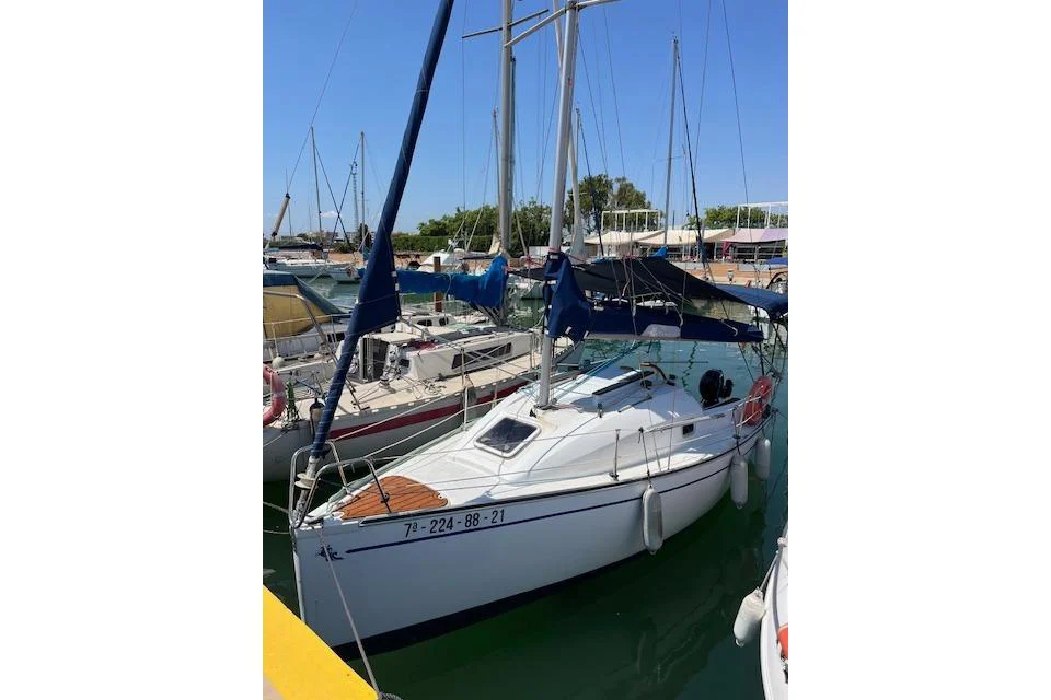 BoatPhoto.coverAlt