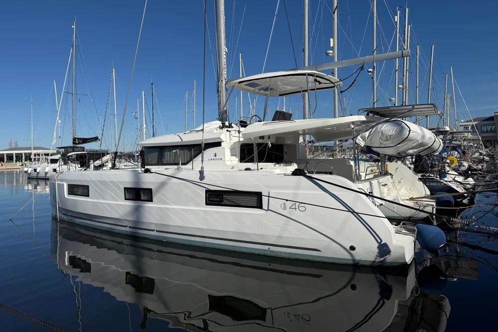 BoatPhoto.coverAlt