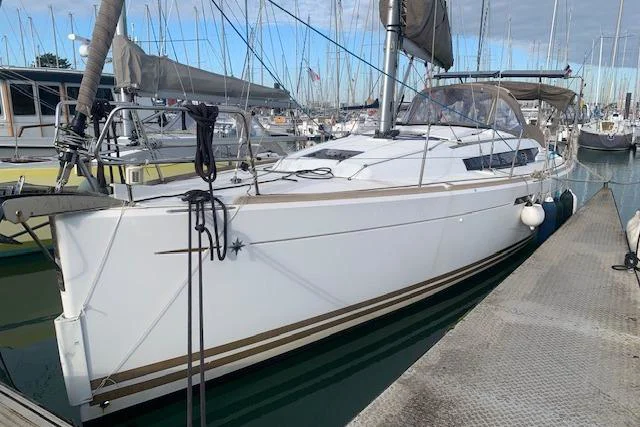 BoatPhoto.coverAlt