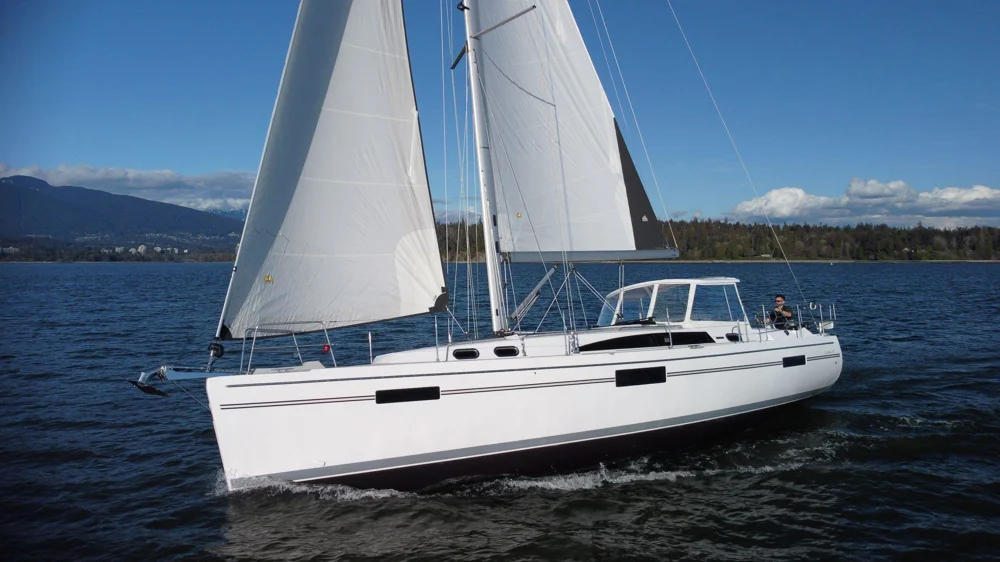 BoatPhoto.coverAlt