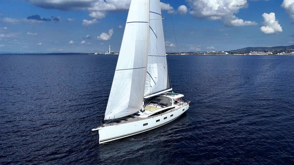2019 Jeanneau 64 for sale in Civitavecchia, Italy