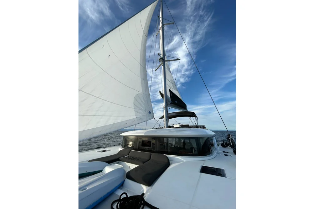 2020 Lagoon 46 for sale in Vancouver, Canada, photo 4 of 5