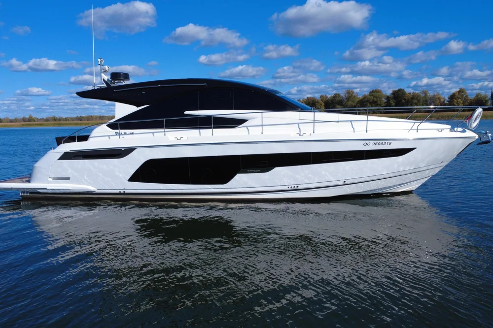 BoatPhoto.coverAlt
