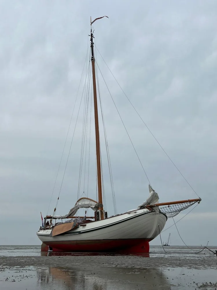BoatPhoto.alt
