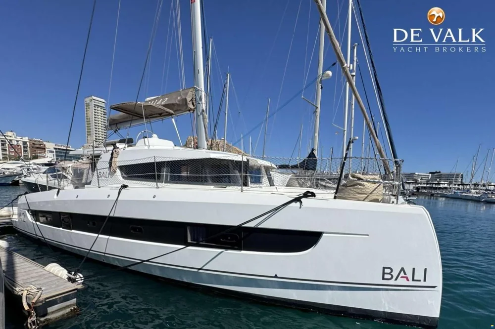 BoatPhoto.coverAlt