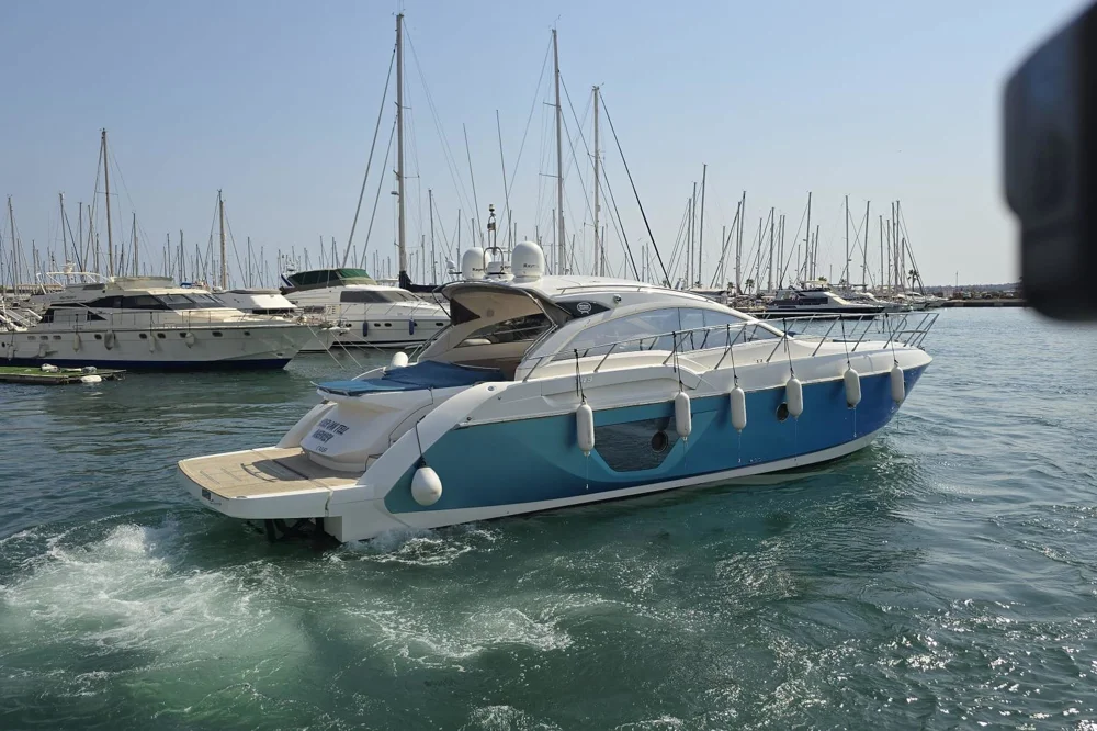 BoatPhoto.coverAlt
