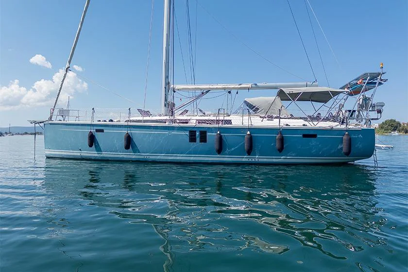BoatPhoto.coverAlt