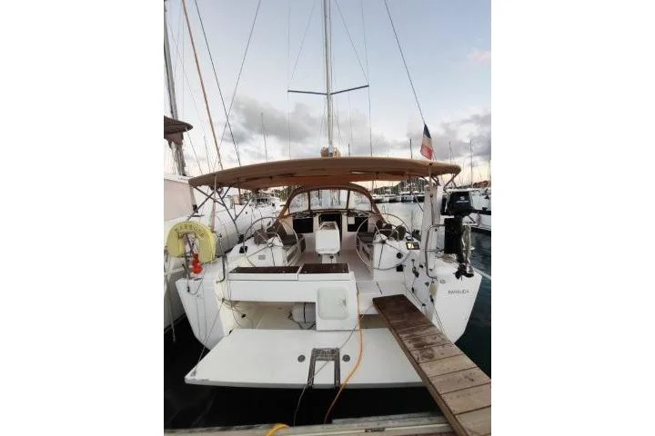 BoatPhoto.coverAlt