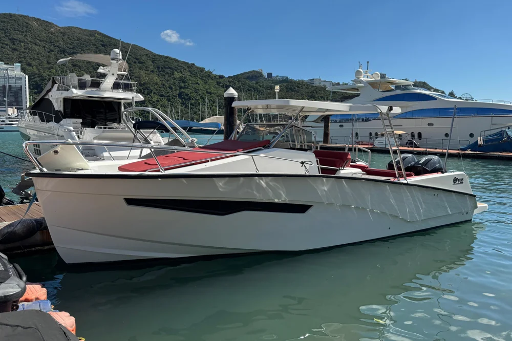 BoatPhoto.coverAlt