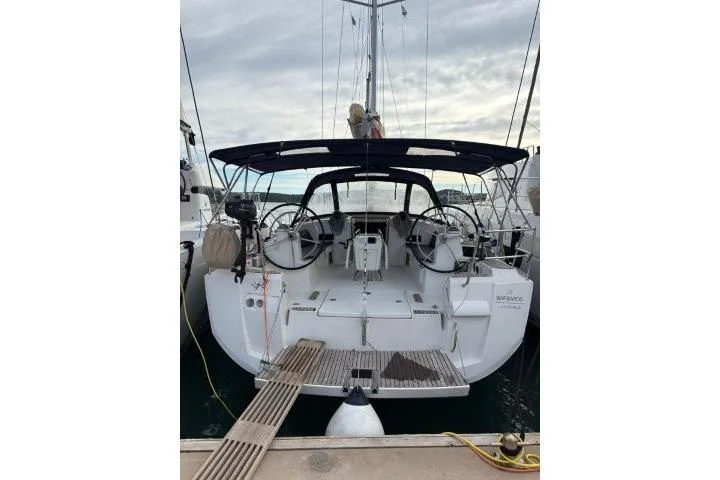 BoatPhoto.coverAlt