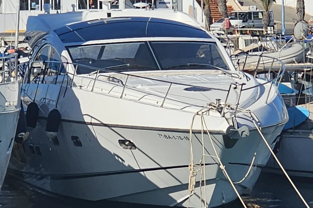 BoatPhoto.alt