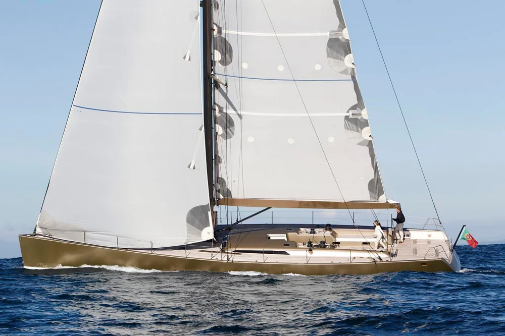 BoatPhoto.coverAlt