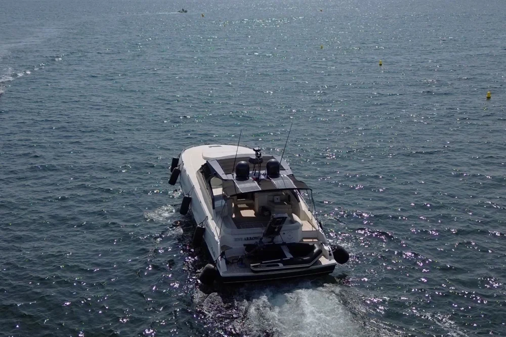 BoatPhoto.alt