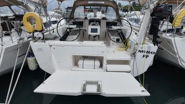 BoatPhoto.coverAlt