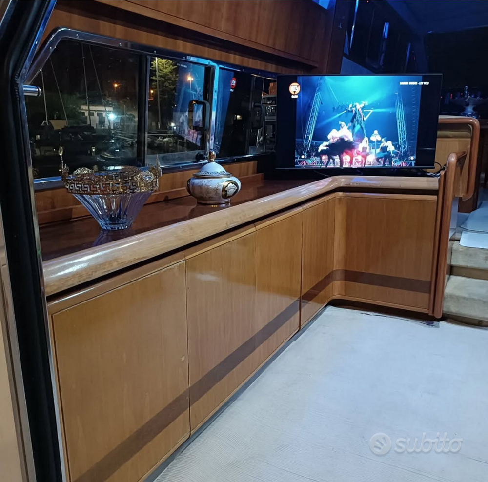 BoatPhoto.alt