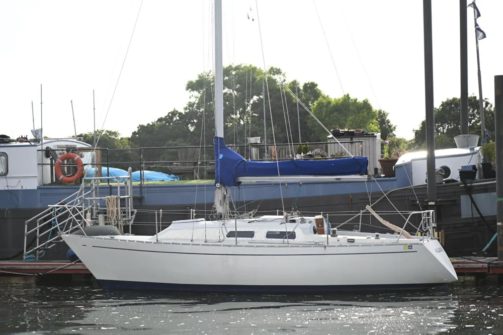 BoatPhoto.coverAlt