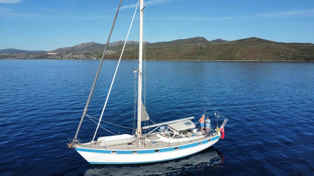 BoatPhoto.coverAlt