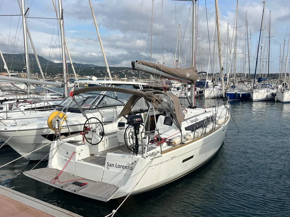 BoatPhoto.alt