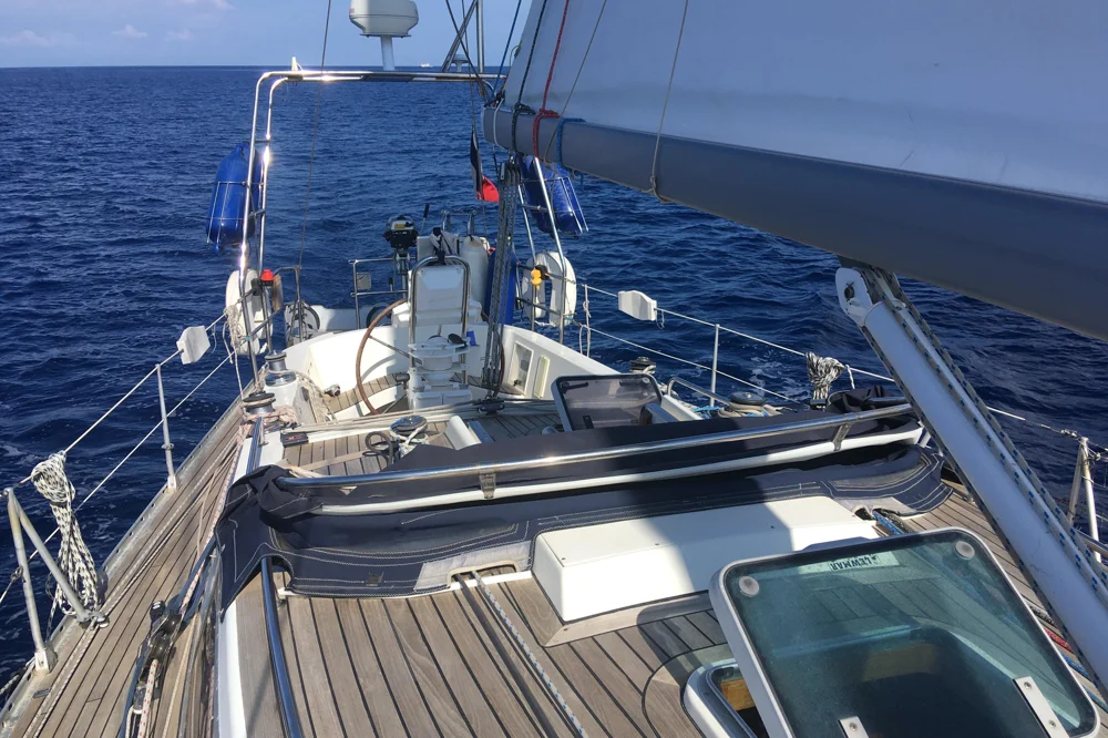 BoatPhoto.coverAlt