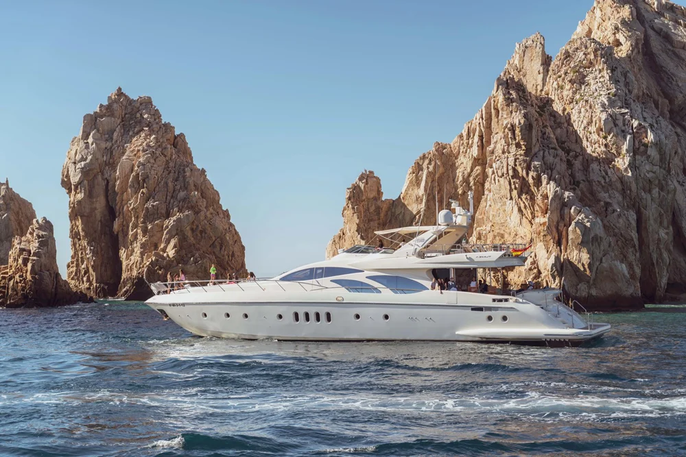BoatPhoto.coverAlt