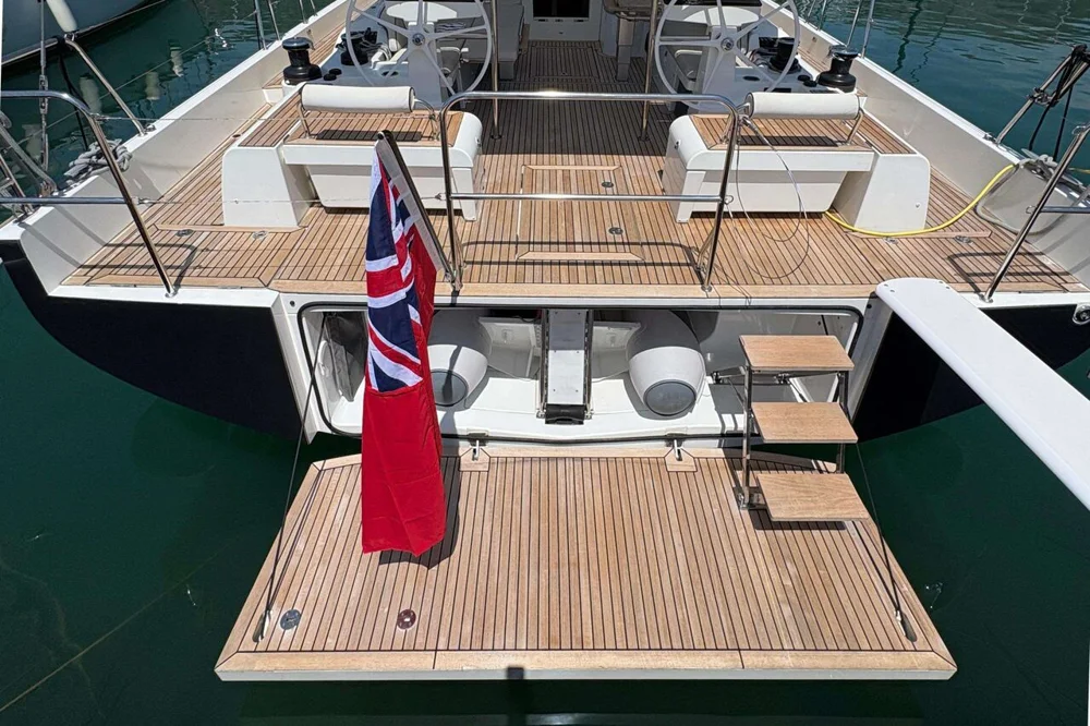 BoatPhoto.alt