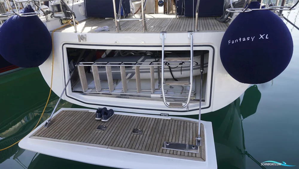 BoatPhoto.alt