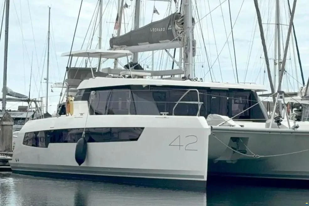 BoatPhoto.coverAlt