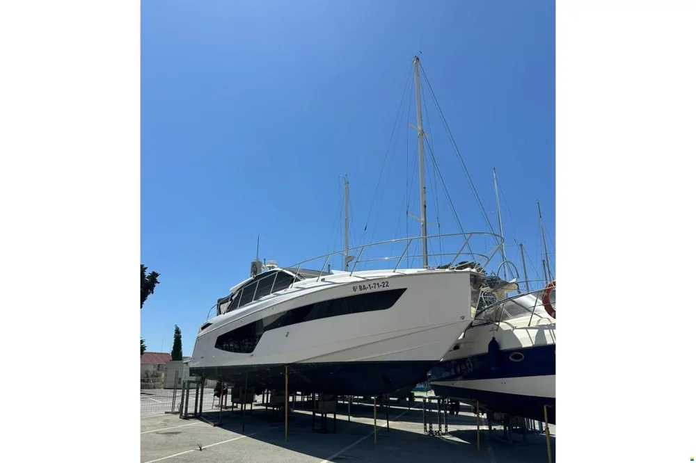 BoatPhoto.alt