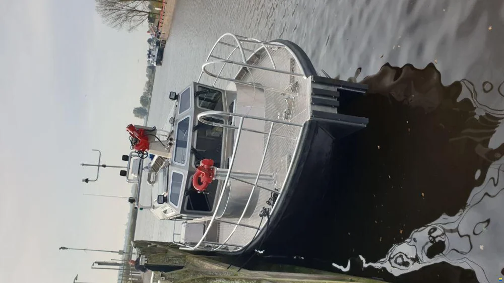 BoatPhoto.coverAlt