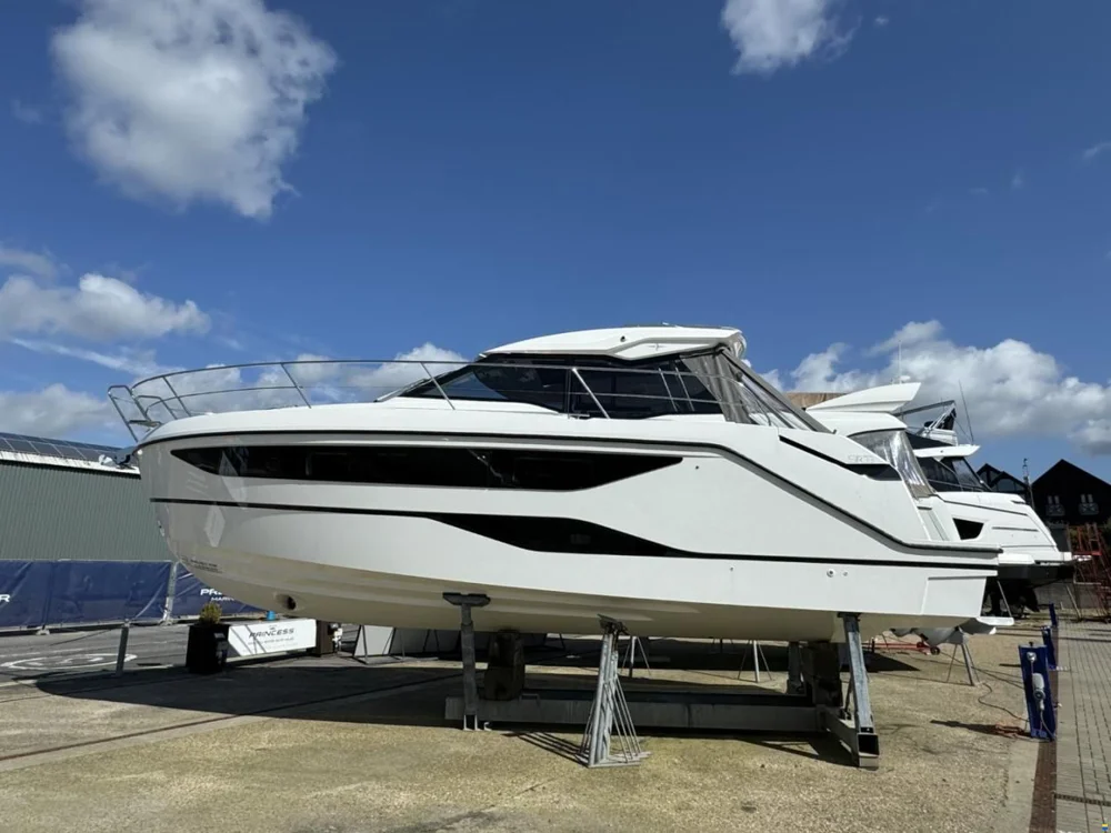 2025 Bavaria SR35 auf Mallorca for sale in Arenal, Spain, photo 4 of 5