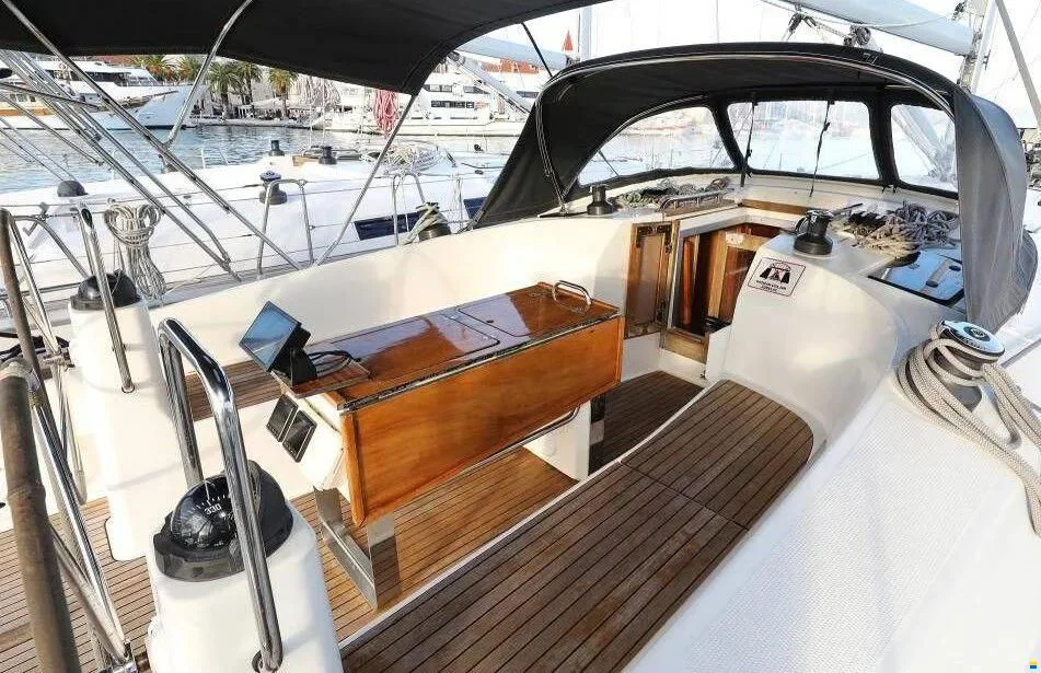 2013 Bavaria Cruiser 40 for sale in Croatia, photo 2 of 5