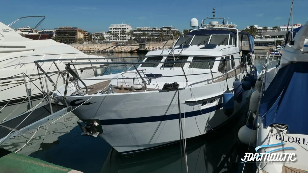 BoatPhoto.coverAlt