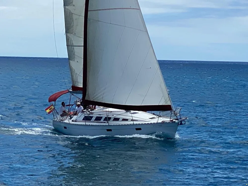 BoatPhoto.coverAlt