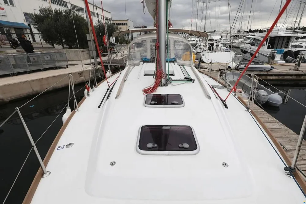 2012 BENETEAU Oceanis 34 for sale in Croatia, photo 3 of 5