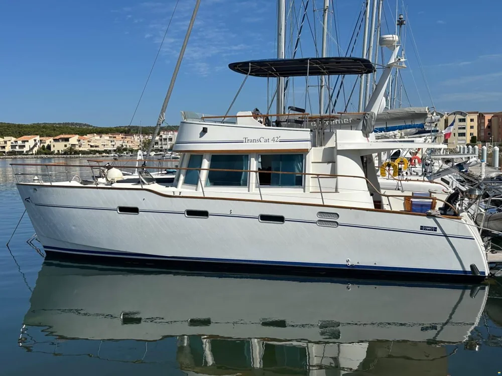 BoatPhoto.coverAlt
