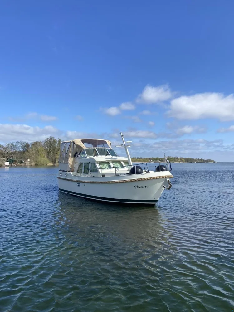 2012 Linssen Yachts 29.9 AC for sale in Plau am See, Germany, photo 5 of 5