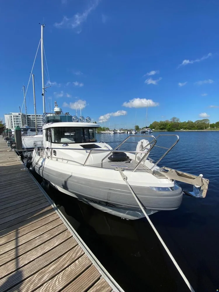 BoatPhoto.alt