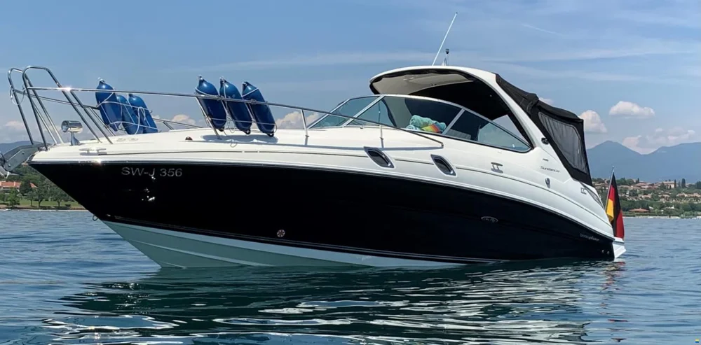 BoatPhoto.coverAlt