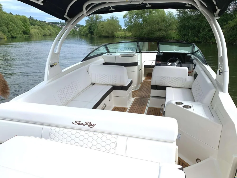2018 Sea Ray 270 SDXE for sale in Italy, photo 4 of 5