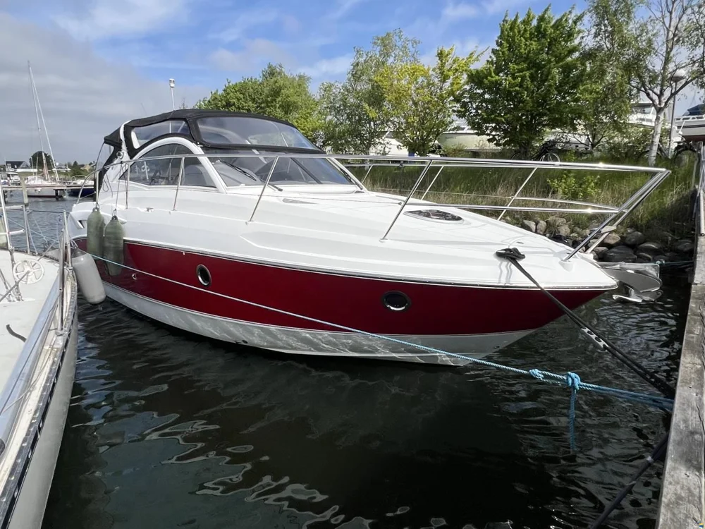 BoatPhoto.coverAlt