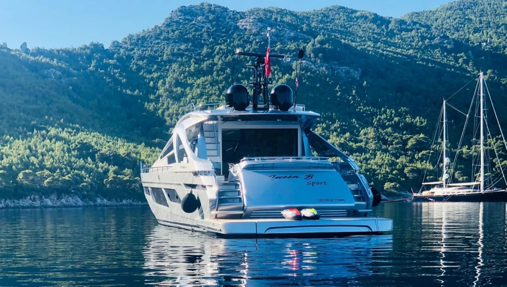 BoatPhoto.alt