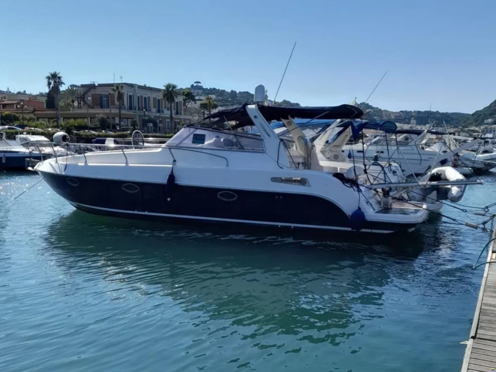 BoatPhoto.coverAlt