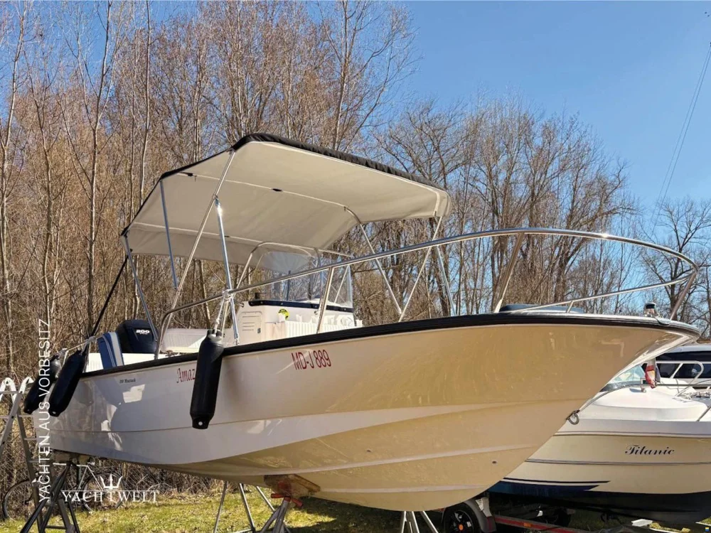 BoatPhoto.coverAlt