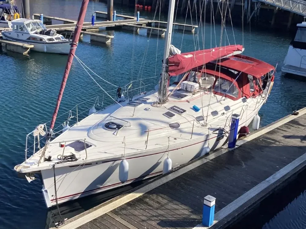 BoatPhoto.coverAlt