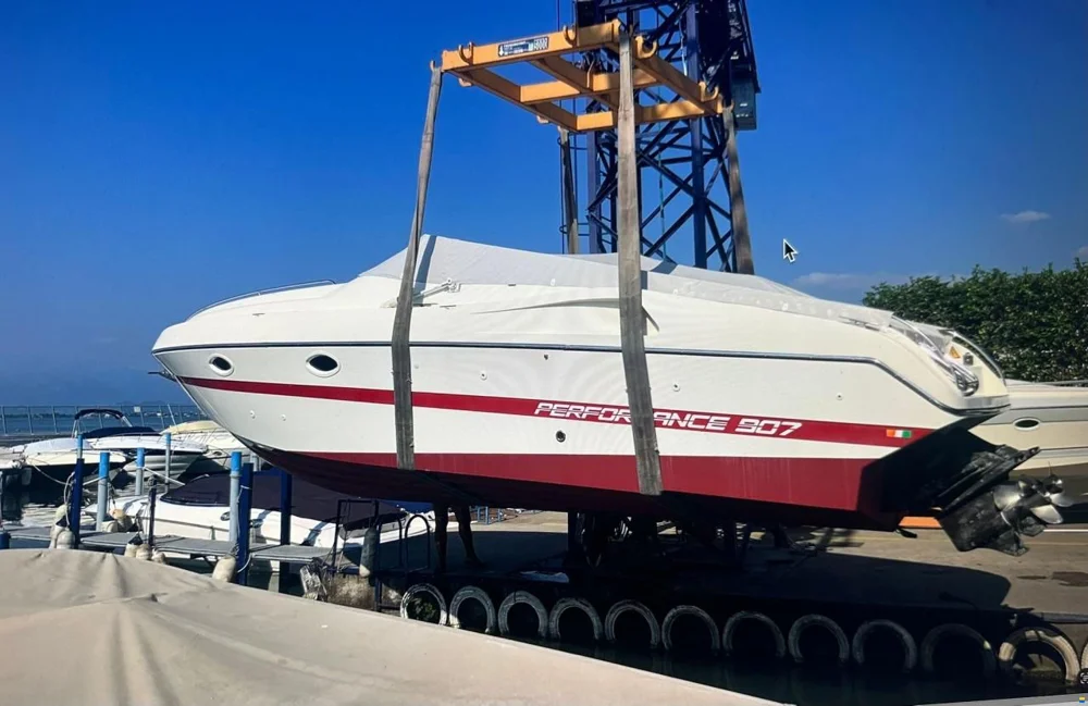 1998 907 for sale in Peschiera del Garda, Italy, photo 2 of 5